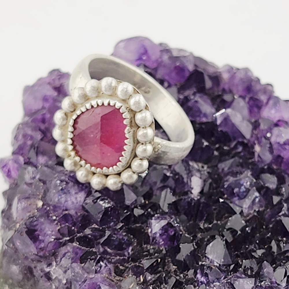PINK SAPPHIRE RING HANDMADE IN RECYCLED STERLING SILVER WITH EMBELLISMENT SZ 8 - Picture 9 of 11